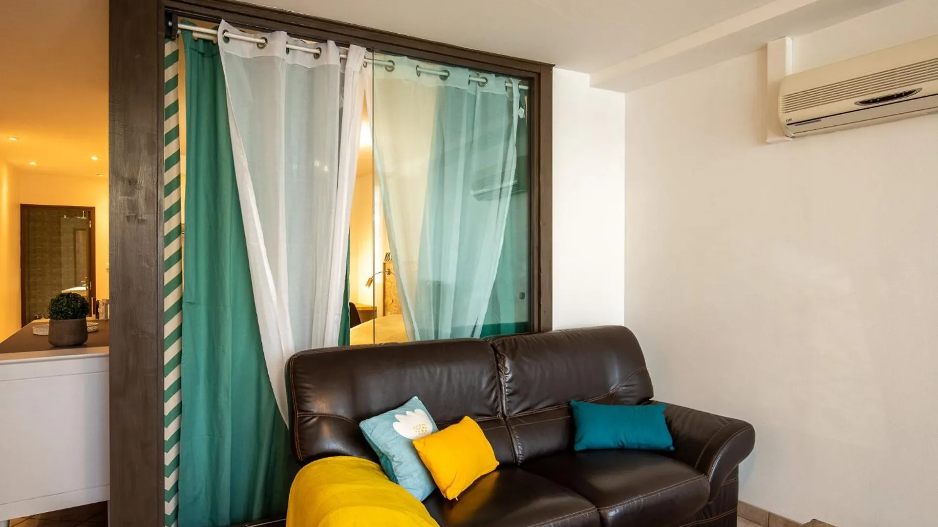 Apartman Loft Spacieux Chambéry Franciaország